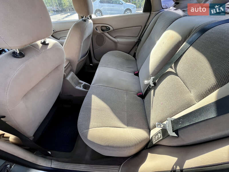Седан Ford Focus 2003 в Чернигове