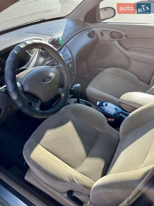 Седан Ford Focus 2003 в Чернигове