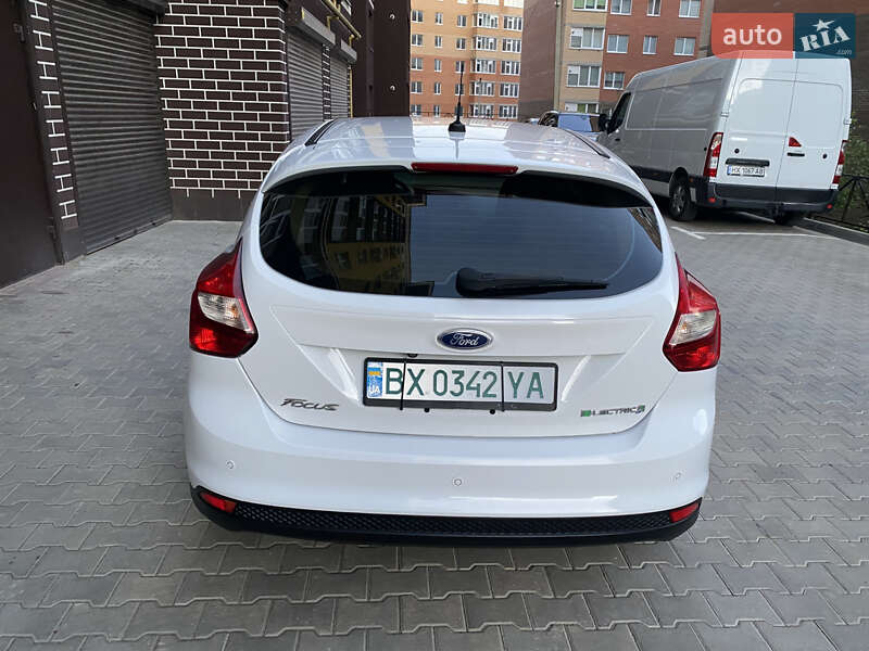 Хэтчбек Ford Focus 2014 в Хмельницком