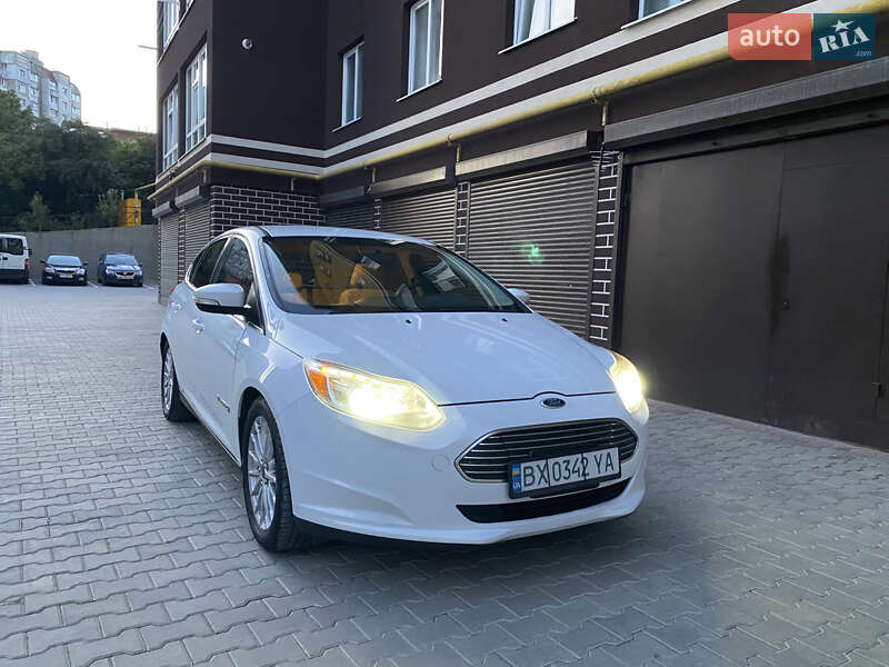 Хэтчбек Ford Focus 2014 в Хмельницком