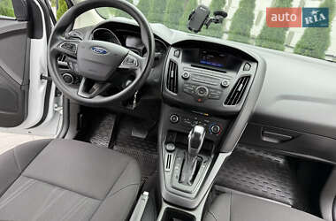 Седан Ford Focus 2016 в 