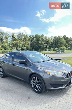 Седан Ford Focus 2016 в Радивилове