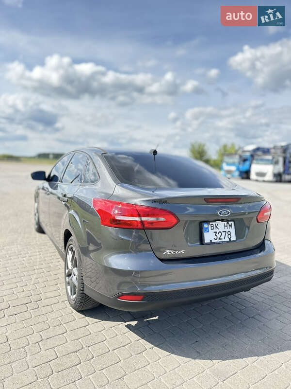 Седан Ford Focus 2016 в Радивилове фото 14 Седан Ford Focus 2016 в Радивилове