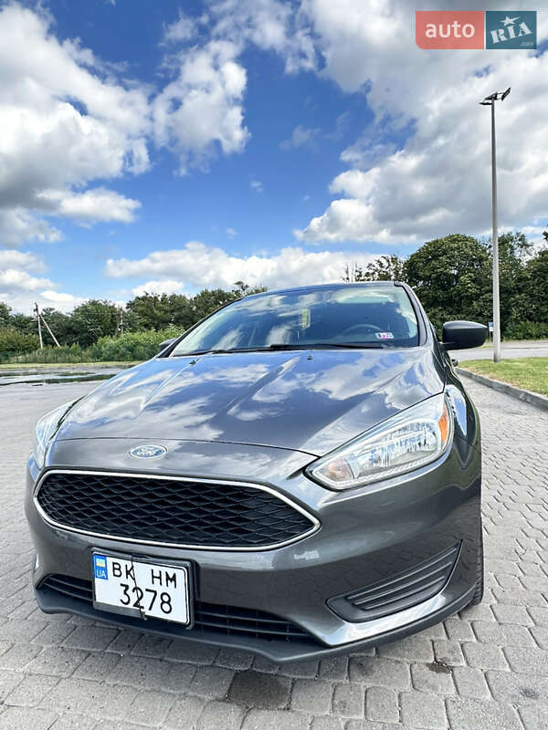 Седан Ford Focus 2016 в Радивилове фото 26 Седан Ford Focus 2016 в Радивилове