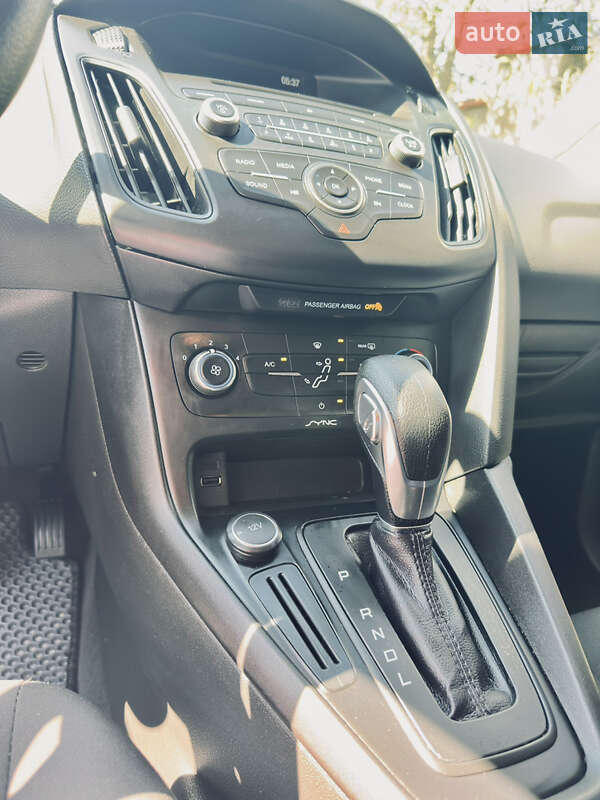 Седан Ford Focus 2016 в Радивилове фото 34 Седан Ford Focus 2016 в Радивилове