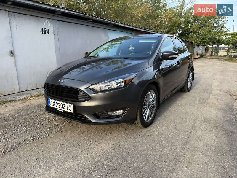 Хэтчбек Ford Focus 2015 в Харькове