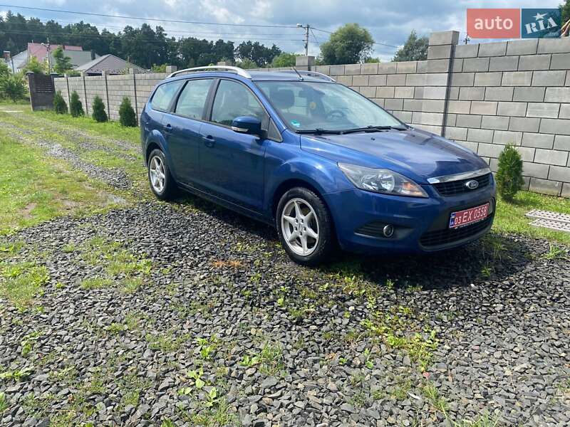 Универсал Ford Focus 2010 в 