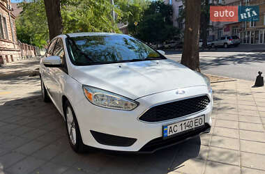 Седан Ford Focus 2015 в 