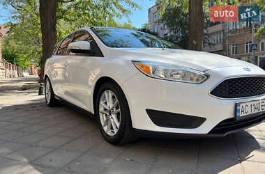 Седан Ford Focus 2015 в 