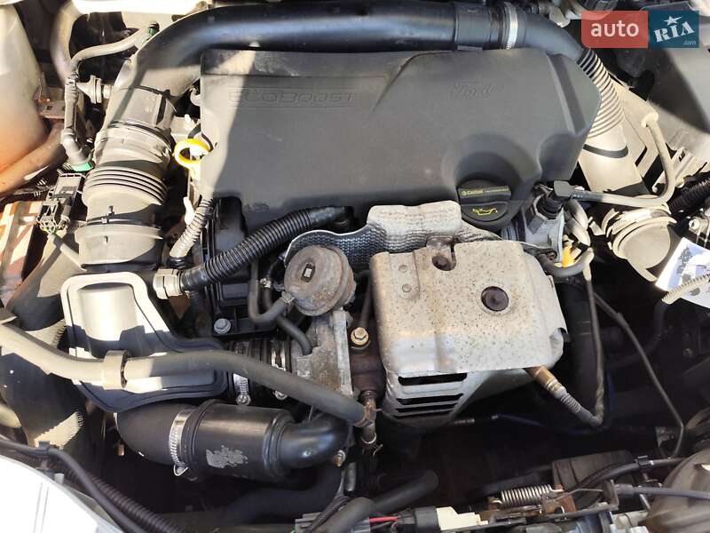 Хэтчбек Ford Focus 2014 в Киеве