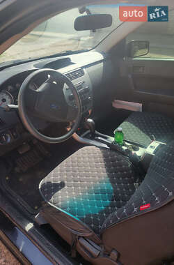 Купе Ford Focus 2008 в 
