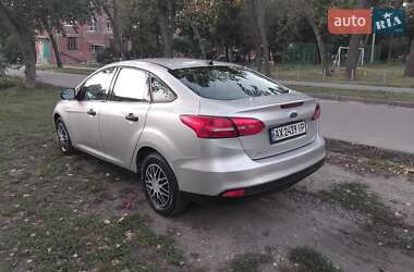 Седан Ford Focus 2016 в 