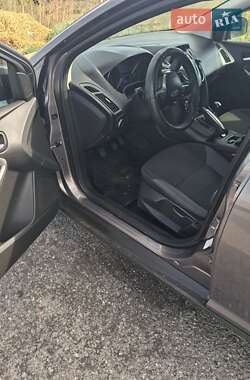 Универсал Ford Focus 2012 в 