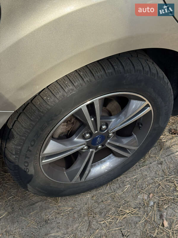 Седан Ford Focus 2017 в Днепре