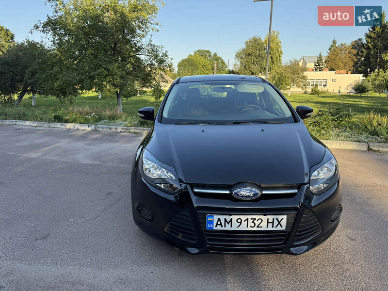 Хэтчбек Ford Focus 2014 в Житомире