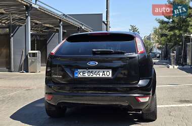 Хэтчбек Ford Focus 2008 в 