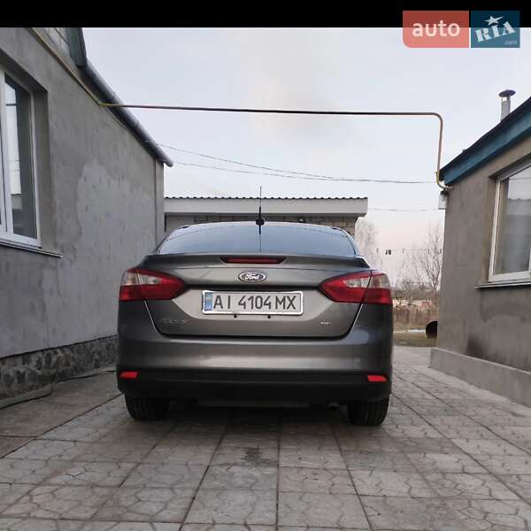 Седан Ford Focus 2014 в Березане фото 26 Седан Ford Focus 2014 в Березане