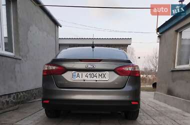 Седан Ford Focus 2014 в 
