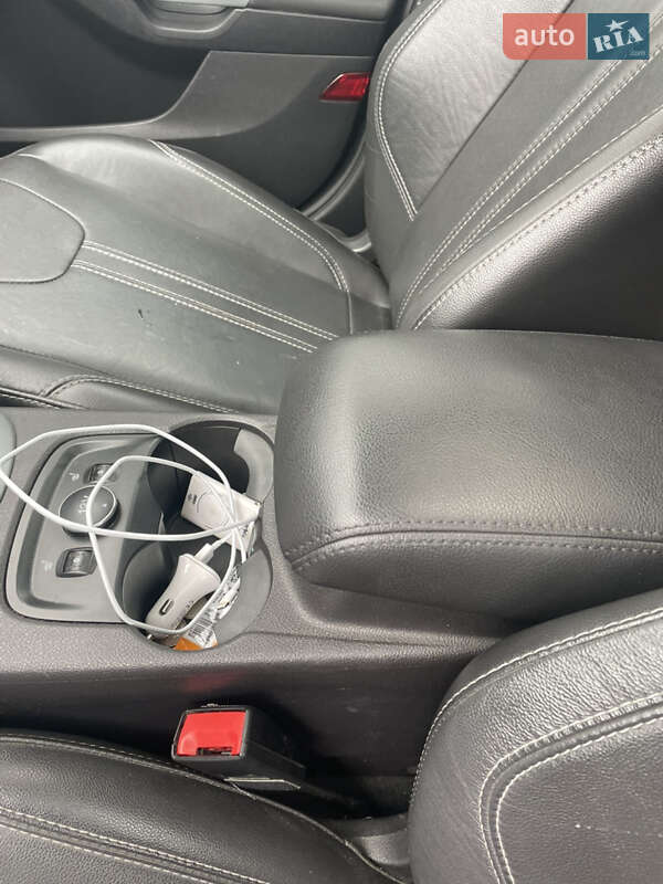 Хэтчбек Ford Focus 2013 в Киеве