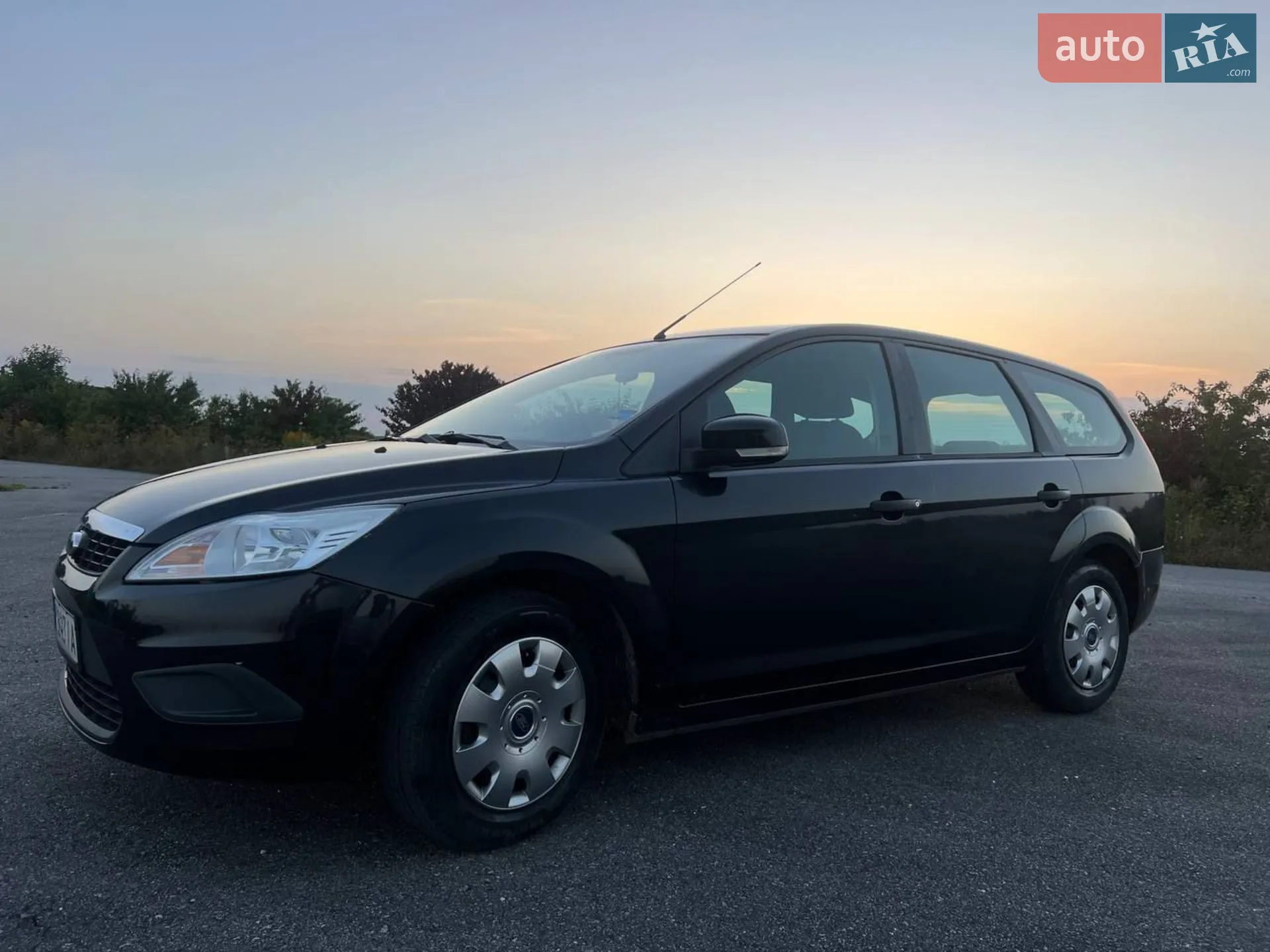 2010 Ford Focus - мініатюра 6