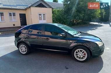 Хэтчбек Ford Focus 2007 в 