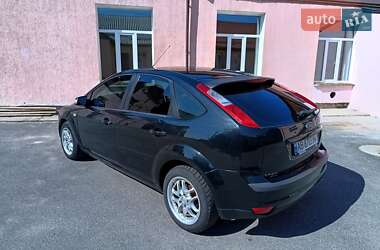 Хэтчбек Ford Focus 2007 в 