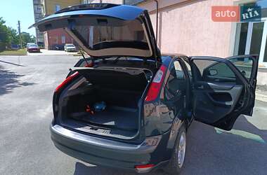 Хэтчбек Ford Focus 2007 в 