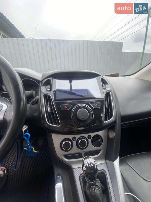 Седан Ford Focus 2013 в Києві фото 7 Седан Ford Focus 2013 в Києві