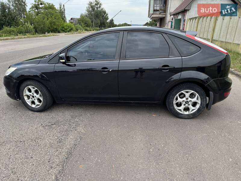 Хетчбек Ford Focus 2008 в Калуші