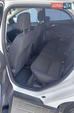 Седан Ford Focus 2018 в 