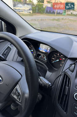 Хэтчбек Ford Focus 2017 в 