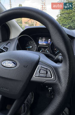 Хэтчбек Ford Focus 2017 в 