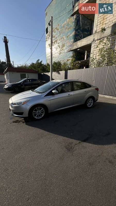 Седан Ford Focus 2015 в Днепре