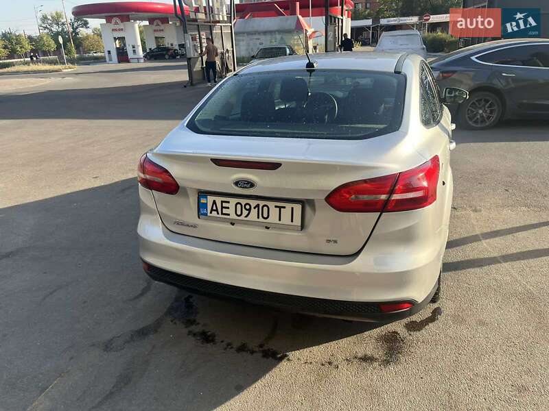 Седан Ford Focus 2015 в Днепре