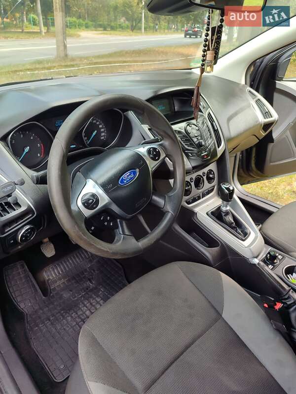 Універсал Ford Focus 2013 в Чернівцях