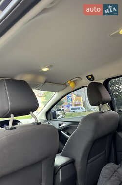 Универсал Ford Focus 2012 в 