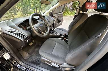 Седан Ford Focus 2015 в 