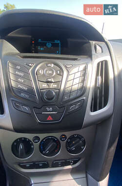 Универсал Ford Focus 2014 в 