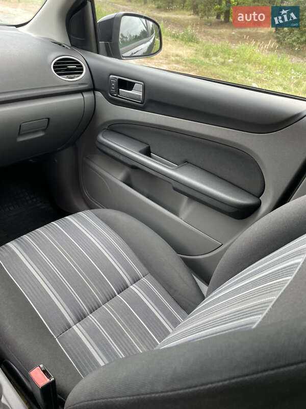 Універсал Ford Focus 2011 в Полтаві