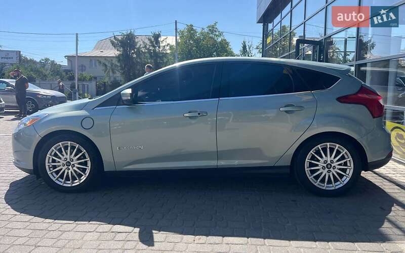 Хэтчбек Ford Focus 2013 в Ивано-Франковске фото 4 Хэтчбек Ford Focus 2013 в Ивано-Франковске