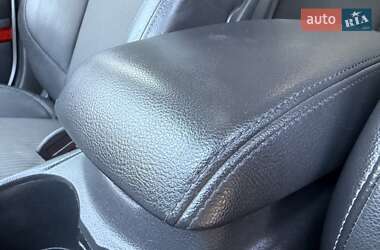 Седан Ford Focus 2011 в 
