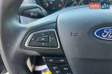 Седан Ford Focus 2015 в 