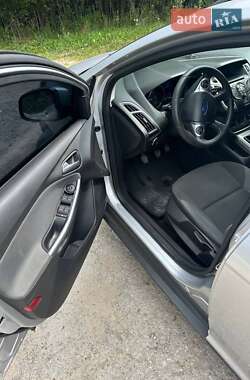 Универсал Ford Focus 2011 в 