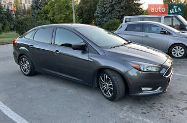Седан Ford Focus 2016 в 