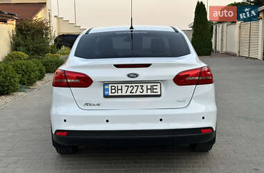 Седан Ford Focus 2016 в 