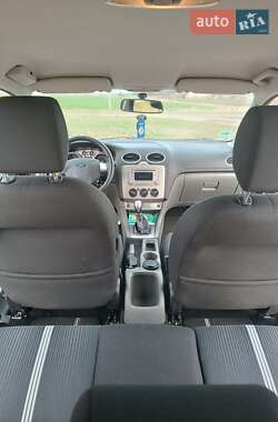 Универсал Ford Focus 2010 в 