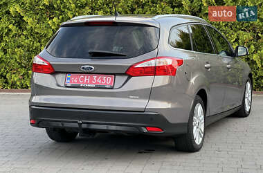 Универсал Ford Focus 2014 в 