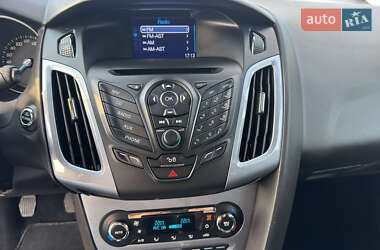 Универсал Ford Focus 2014 в 