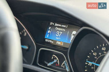 Хэтчбек Ford Focus 2015 в 