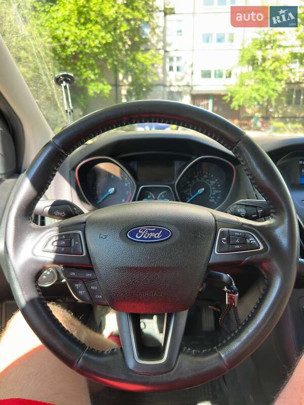 Хэтчбек Ford Focus 2015 в Днепре фото 15 Хэтчбек Ford Focus 2015 в Днепре